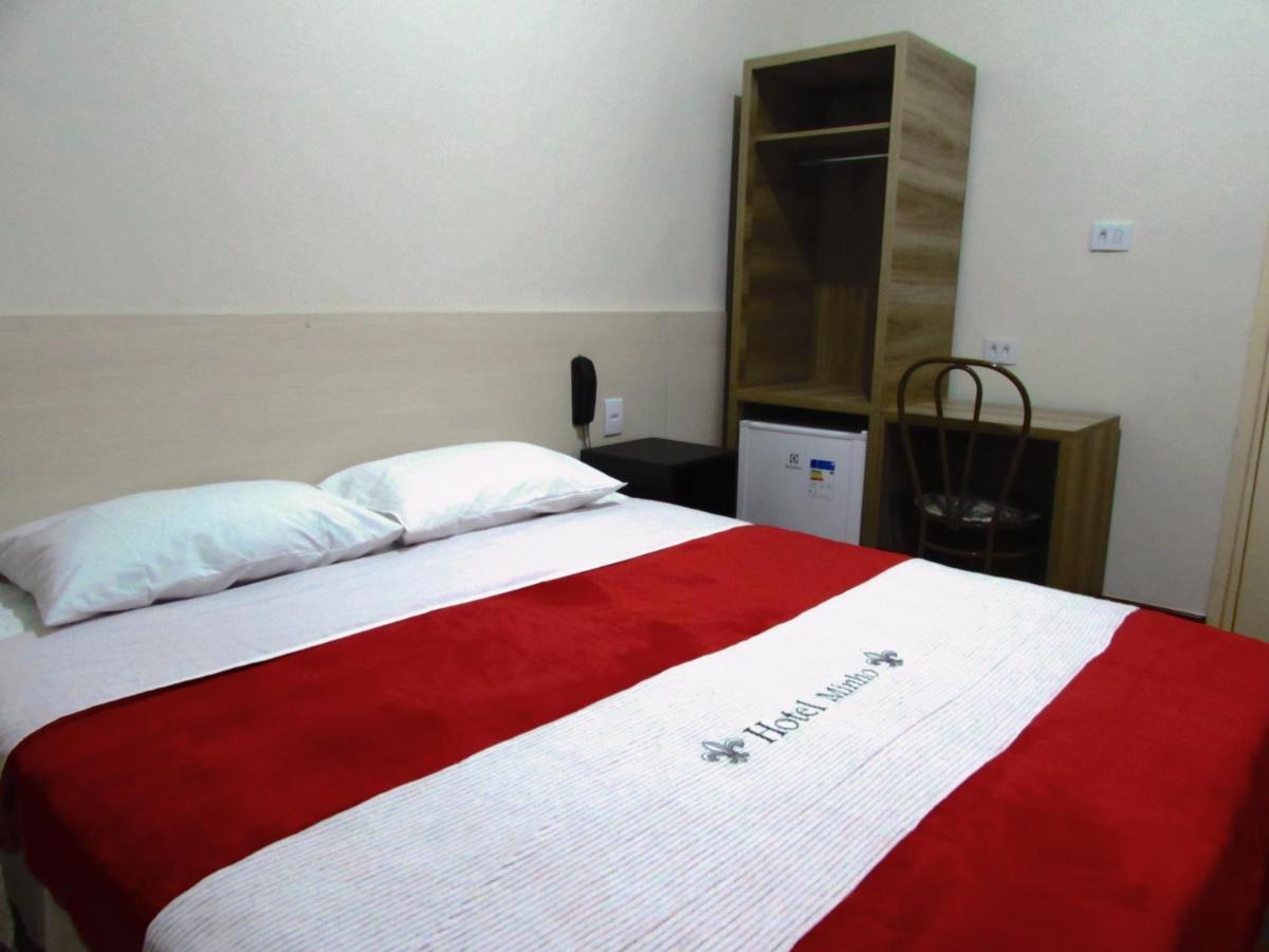 Hotel Minho - Proximo 25 De Marco Bras E Bom Retiro E Hospital Perola Byington "Garanta Ja A Sua Reserva" サンパウロ エクステリア 写真